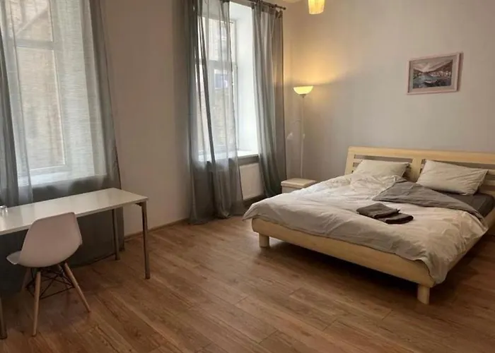 Skyline Apartmanhotel *