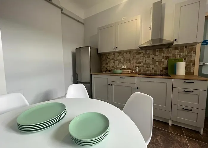 Apartmanhotel Skyline *