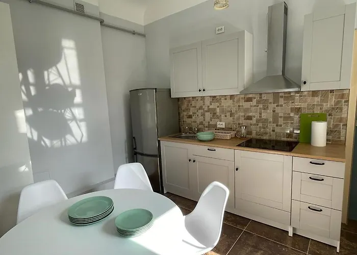 Skyline Aparthotel *